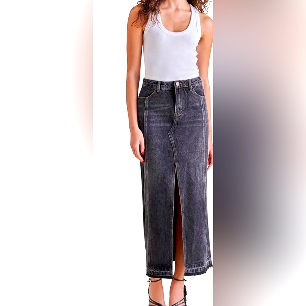 Steve Madden Apparel Women's Teagan MIDI Skirt, Denim Maxi Skirt with Front Slit